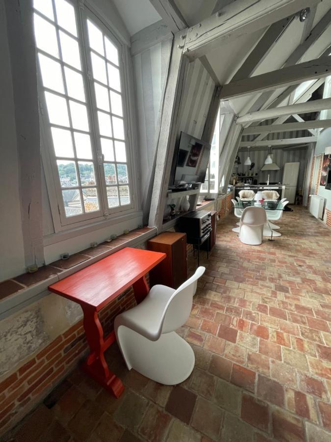Le Loft Du Homard Bleu - Entre Ciel Et Mer - Free Parking 500M Honfleur Ngoại thất bức ảnh